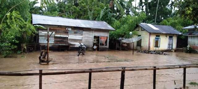 Banjir di Tapan